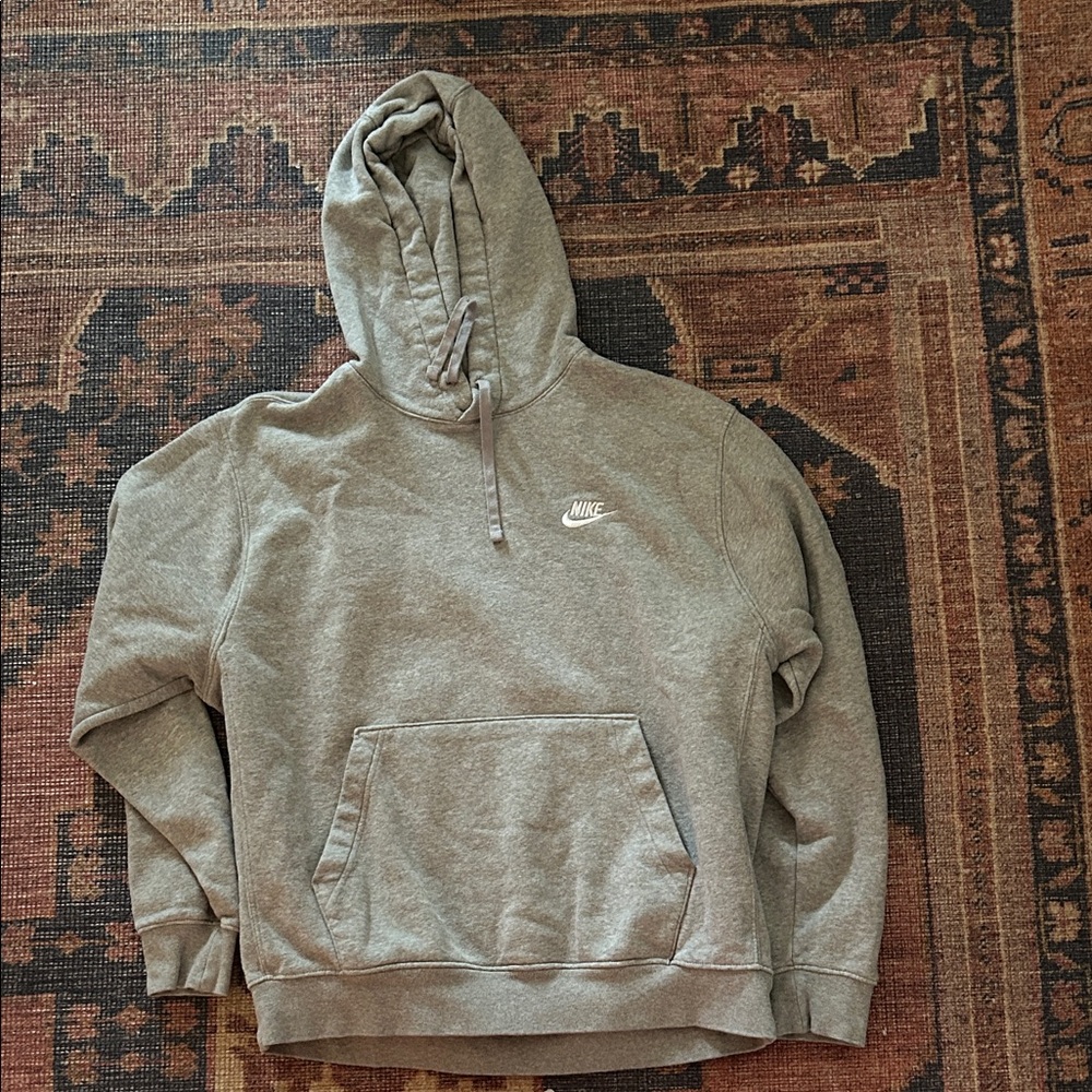 Nike Men's Heather Gray Pullover Hoodie
